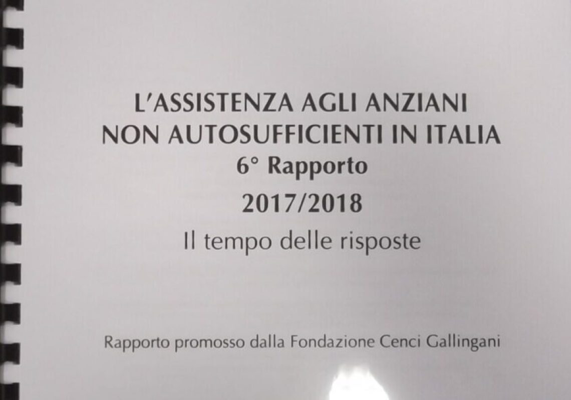 immagine copertina: l'assistenza agli anziani non autosufficienti in Italia